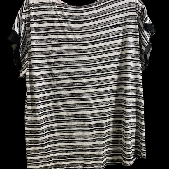 FGD Striped Black and White Women's Top - Picture 2 of 11